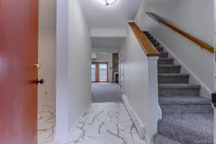 37 Rondout Harbor, Port Ewen, NY 12466 - Photo 2