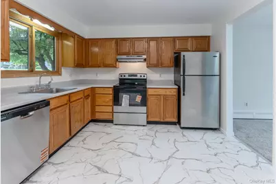 37 Rondout Harbor, Port Ewen, NY 12466 - Photo 8