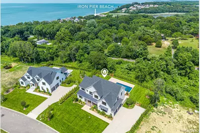 7 Sea Crest Court, Jamesport, NY 11947 - Photo 2