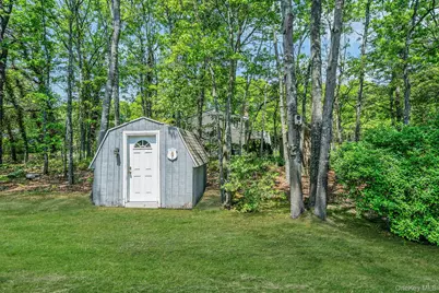 17 Barbara Anne Street, Manorville, NY 11949 - Photo 4