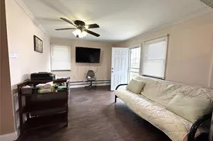 157-54 95th St, Howard Beach, NY 11414 - Photo 14