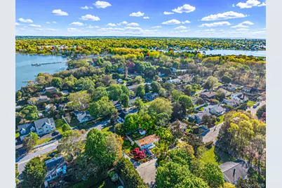 20 Elder Avenue, Hampton Bays, NY 11946 - Photo 4
