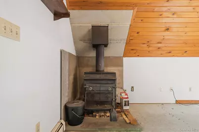 65 Old Turnpike Road, Bloomingburg, NY 12721 - Photo 18