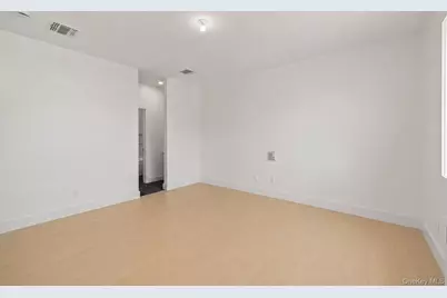 15 Warren Court #201, Monsey, NY 10952 - Photo 18