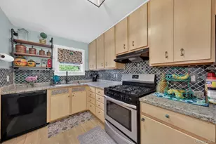 367 1st St, Newburgh, NY 12550 - Photo 10