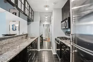 300 E 59th St, New York, NY 10022 - Photo 6