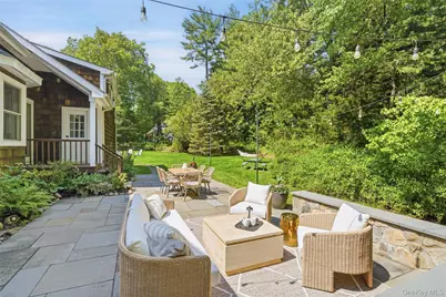 17 Woodbrook Road, Pleasantville, NY 10570 - Photo 24