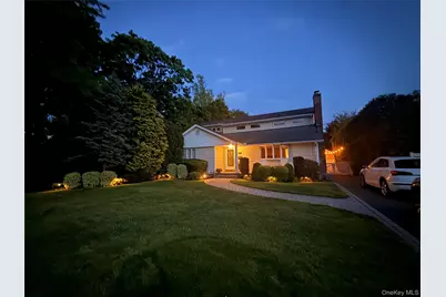 36 Manitton Court, Islip, NY 11751 - Photo 48