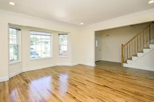 34 Firwood Rd, Port Washington, NY 11050 - Photo 2