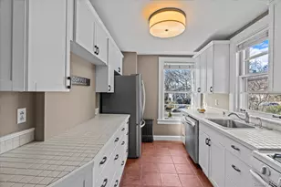 55-57 Chatsworth Ave, Larchmont, NY 10538 - Photo 10