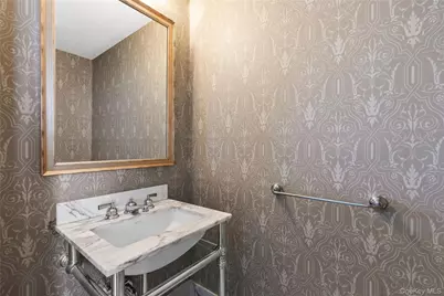 1 Renaissance Square #33G (V7G), White Plains, NY 10601 - Photo 22