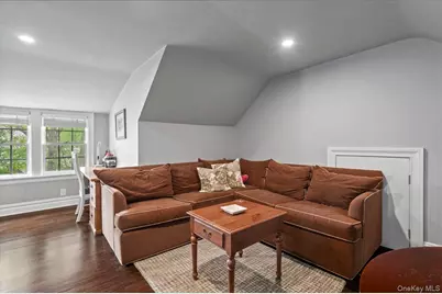 7 Harcourt Road, Scarsdale, NY 10583 - Photo 24