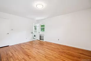 72 Winthrop Rd, Plainview, NY 11803 - Photo 22