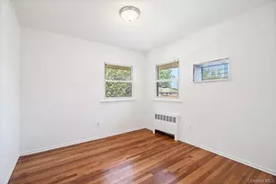 72 Winthrop Rd, Plainview, NY 11803 - Photo 20