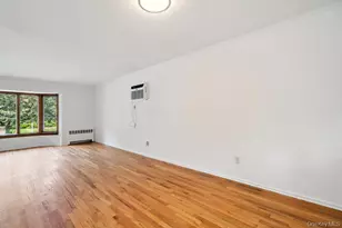 72 Winthrop Rd, Plainview, NY 11803 - Photo 10