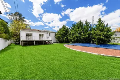 960 Cliffside Avenue, Woodmere, NY 11581 - Photo 22