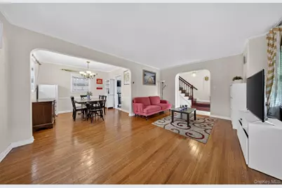32-34 147th Place, Flushing, NY 11354 - Photo 6