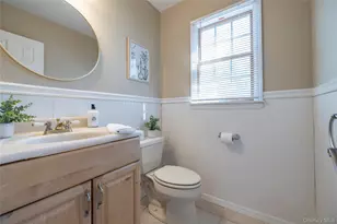 4 Crabapple Ct, Mount Sinai, NY 11766 - Photo 16