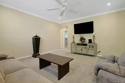 15 Bryant Crescent #2G, White Plains, NY 10605 - Photo 12