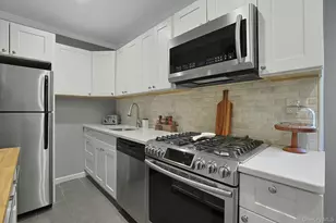 15 Bryant Crescent, White Plains, NY 10605 - Photo 6