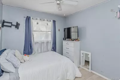 14 Lurcott Lane, Central Islip, NY 11722 - Photo 14