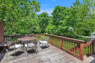 261 W Pulaski Rd, Huntington Station, NY 11746 - Photo 20
