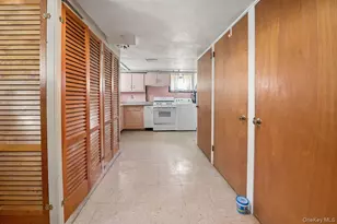 65 Lyons Rd, Scarsdale, NY 10583 - Photo 20