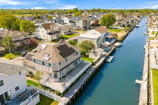 2683 Peconic Ave, Seaford, NY 11783 - Photo 44