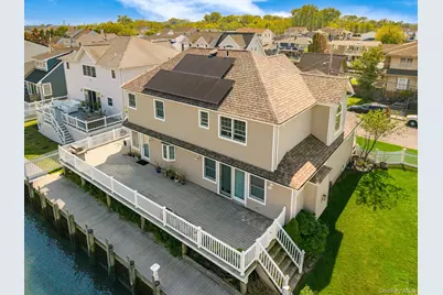 2683 Peconic Avenue, Seaford, NY 11783 - Photo 48
