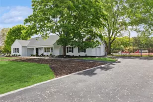 4 Blackwell Ln, Stony Brook, NY 11790 - Photo 26