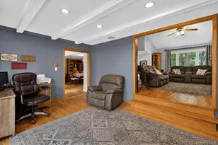 29 Alister Cir, East Northport, NY 11731 - Photo 10