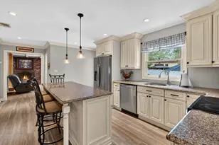 29 Alister Cir, East Northport, NY 11731 - Photo 6