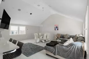 161-28 98th St, Howard Beach, NY 11414 - Photo 18