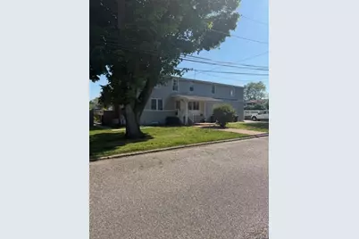 2 Date Street, Central Islip, NY 11722 - Photo 2