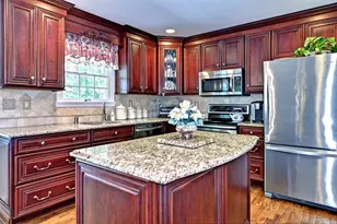 202 Fairway Dr, Wading River, NY 11792 - Photo 12