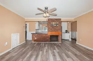 83 Brittle Ln, Hicksville, NY 11801 - Photo 8