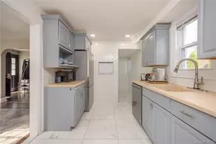 154 Bell Rd, Scarsdale, NY 10583 - Photo 14