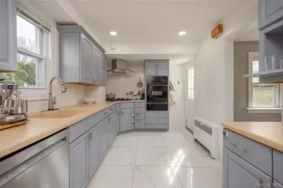 154 Bell Road, Scarsdale, NY 10583 - Photo 12