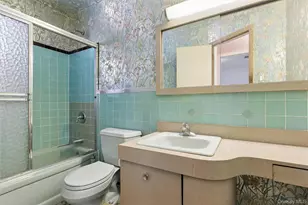 151-42 24th Ave, Whitestone, NY 11357 - Photo 16