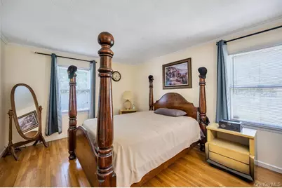 19 Oakland Avenue, Miller Place, NY 11764 - Photo 14