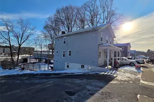 25 Mill St, Middletown, NY 10940 - Photo 2