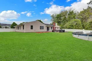 32 Strathmore Village Dr, South Setauket, NY 11720 - Photo 28