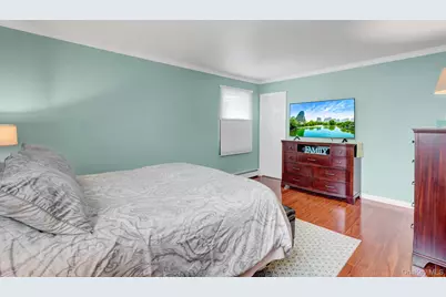 32 Strathmore Village Drive, South Setauket, NY 11720 - Photo 16