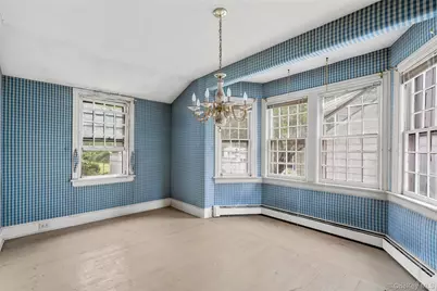 416 Rushmore Avenue, Mamaroneck, NY 10543 - Photo 6