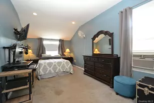19 Viceroy Pl, Port Jefferson Station, NY 11776 - Photo 12
