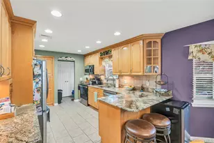 18 Ron Ct, Commack, NY 11725 - Photo 12