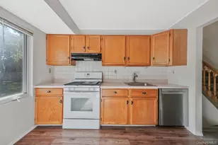 41 Brand Dr, Huntington, NY 11743 - Photo 8