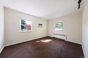 41 Brand Dr, Huntington, NY 11743 - Photo 12