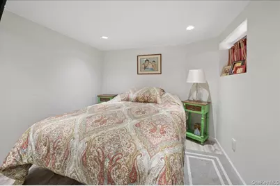 1210 Lakewood Place, Bronx, NY 10461 - Photo 16