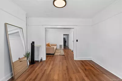 117 Greenvale Avenue, Yonkers, NY 10703 - Photo 10